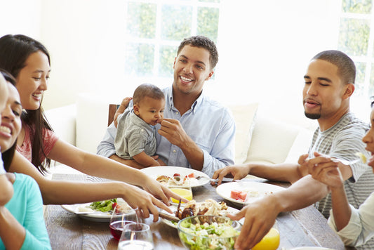 Family Meal Combos: Feed 4–6 Guests with Island Flavor